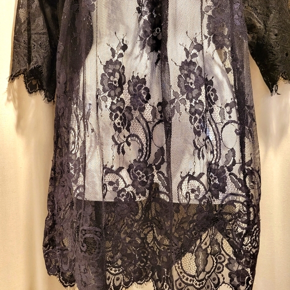 Lace blouse - Picture 2 of 2